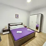 Paula Apartmán