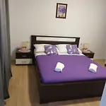 Paula Apartmán *