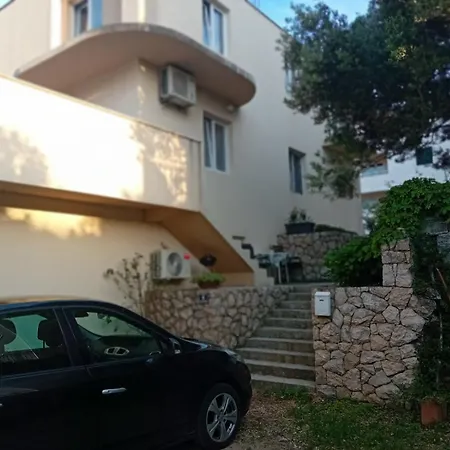 Paula * Cavtat